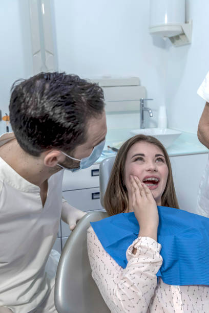 Best Walk-In Emergency Dentist in Lake Arrowhead, ME